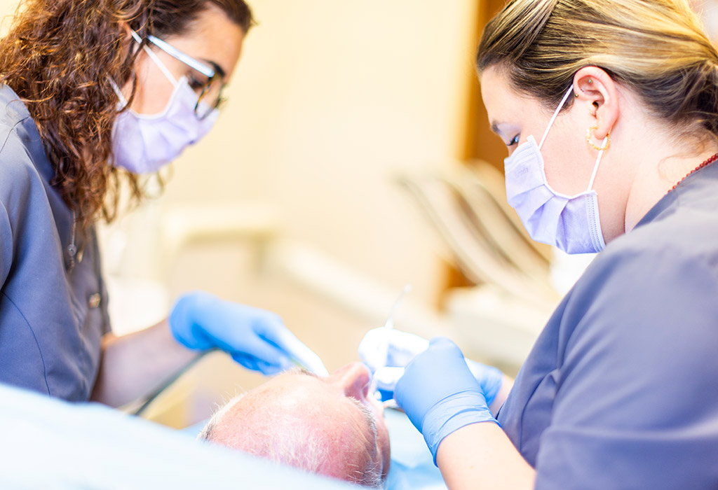 implantes dentales en Getxo